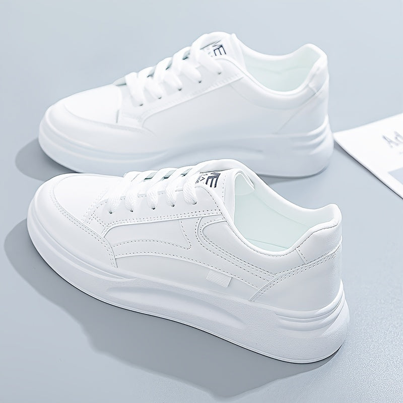 Stilrena vita sneakers med lätt komfort