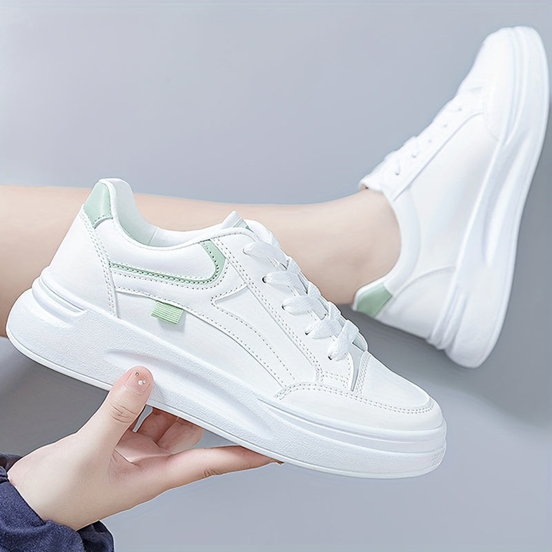 Stilrena vita sneakers med lätt komfort