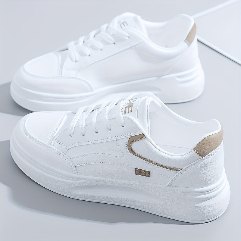 Stilrena vita sneakers med lätt komfort