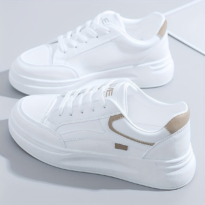 Stilrena vita sneakers med lätt komfort