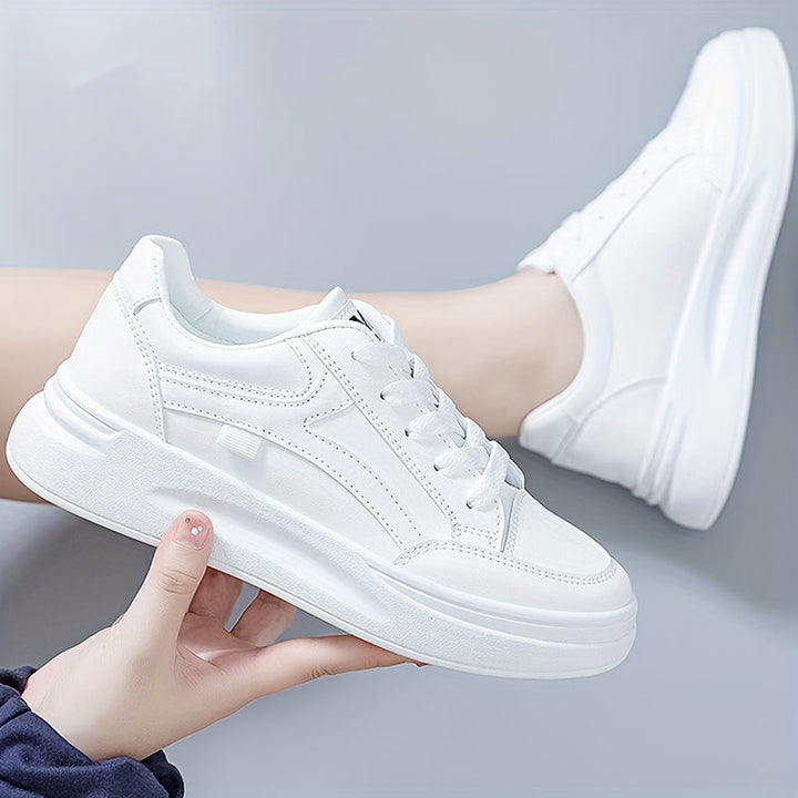 Stilrena vita sneakers med lätt komfort