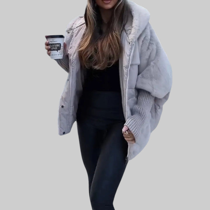 Raven | Modern pufferjacka med huva