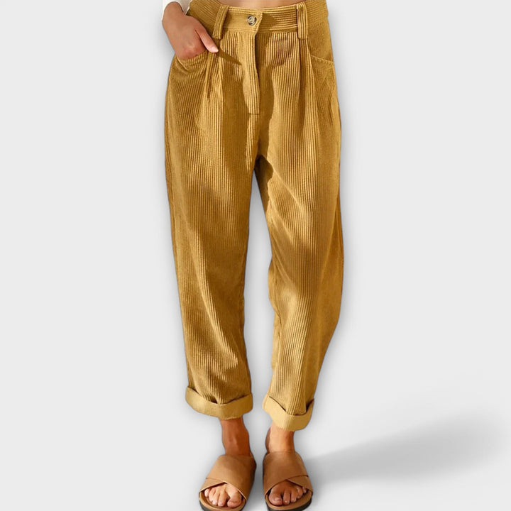 Moderna jeans med stiliga detaljer