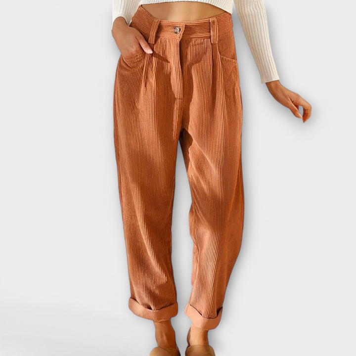 Moderna jeans med stiliga detaljer