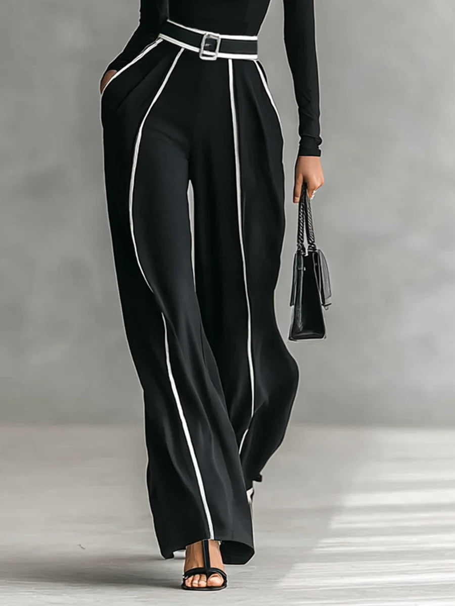 Vera™ - Elegant Set med Kontrastdetaljer