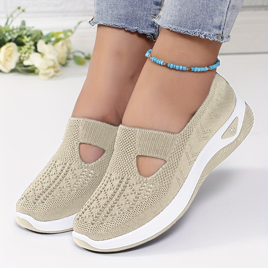 Lätta och bekväma sneakers som är enkla att ta på