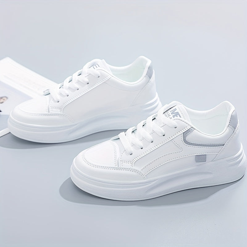 Stilrena vita sneakers med lätt komfort